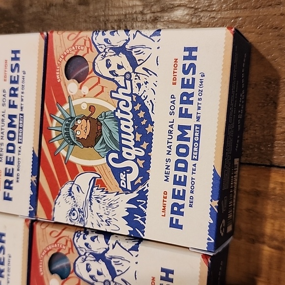 Dr. Squatch Limited Edition Freedom Fresh, Men's Natural Bar Soaps - Picture 2 of 11